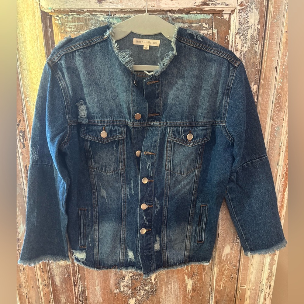 Hot & Delicious Distressed Denim Jacket Raw Hem – Size L